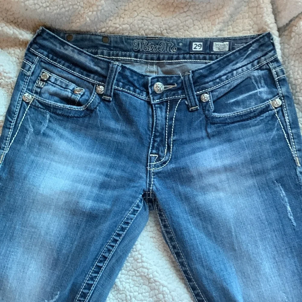 Miss Me Boot Jean size 29 inseam 32 - Picture 1 of 12